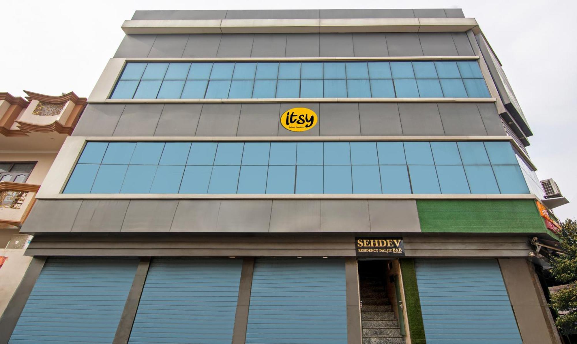 Itsy Hotels Sehdev Residency, Near Golden Temple Amritsar Exterior foto